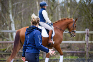 Instructie dressuur - meelopen